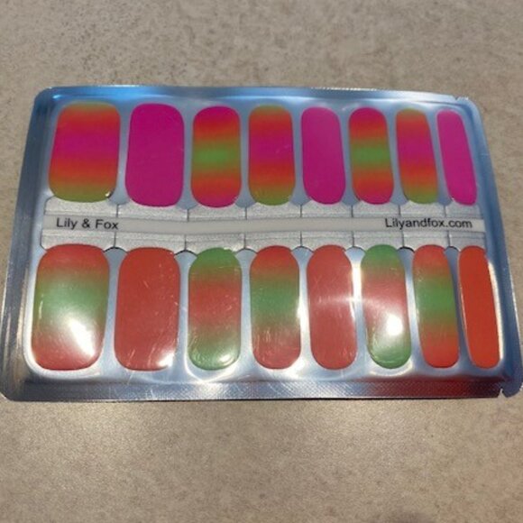 Lily & Fox Nail Strips Ombre Neon Tropical Sunset 16 strips New Unopened - Picture 1 of 2